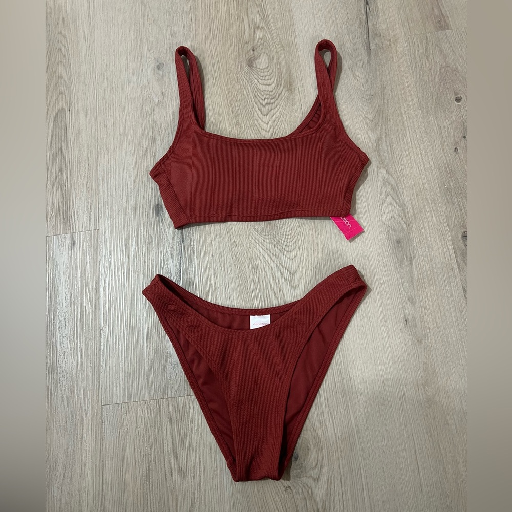 Ribbed Bikini
